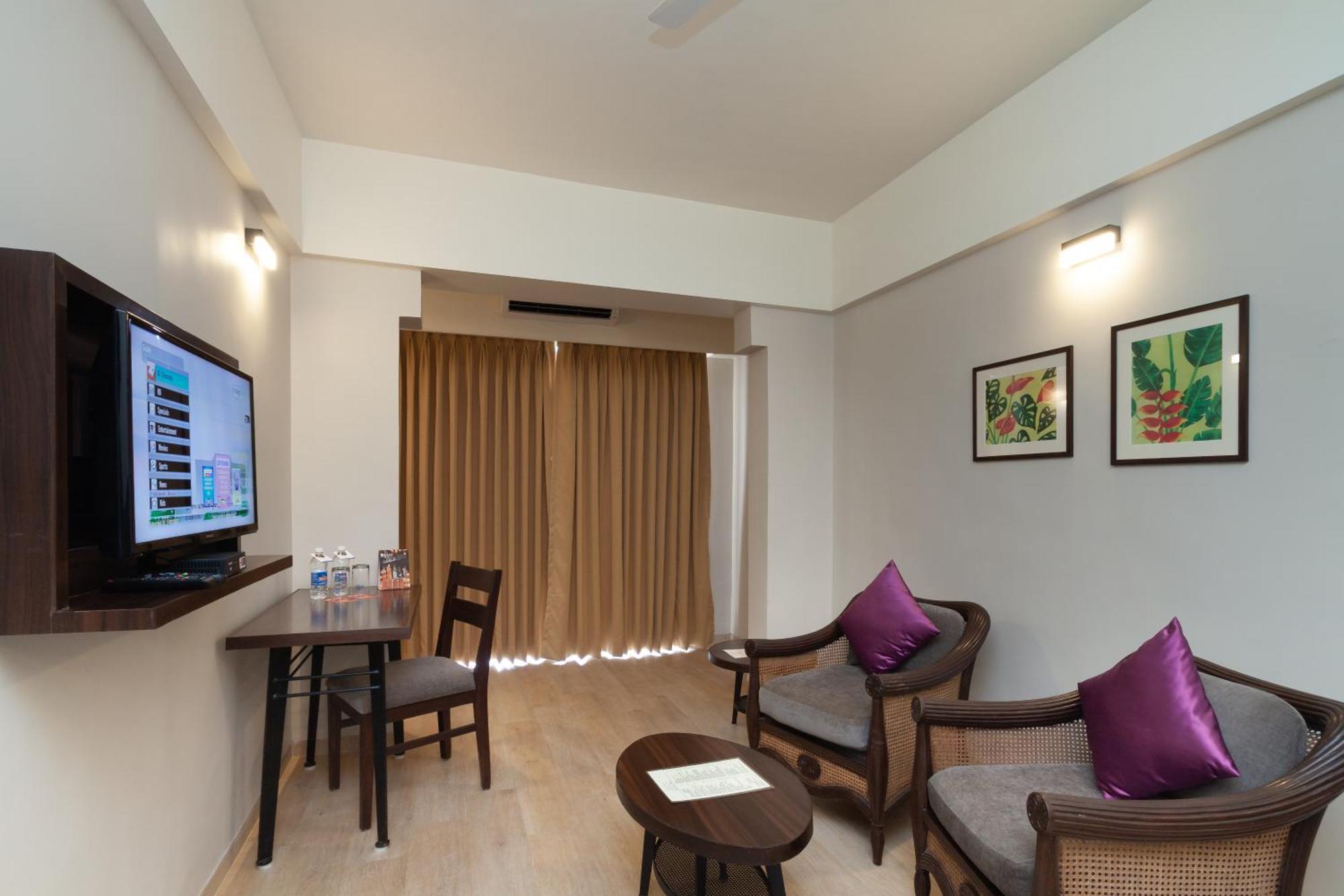 Somy Plaza Calangute Goa - Formerly Somy Resort Esterno foto